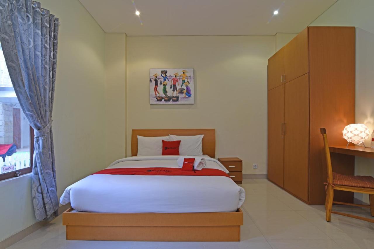 Reddoorz Plus @ Mahendradatta Denpasar Ngoại thất bức ảnh