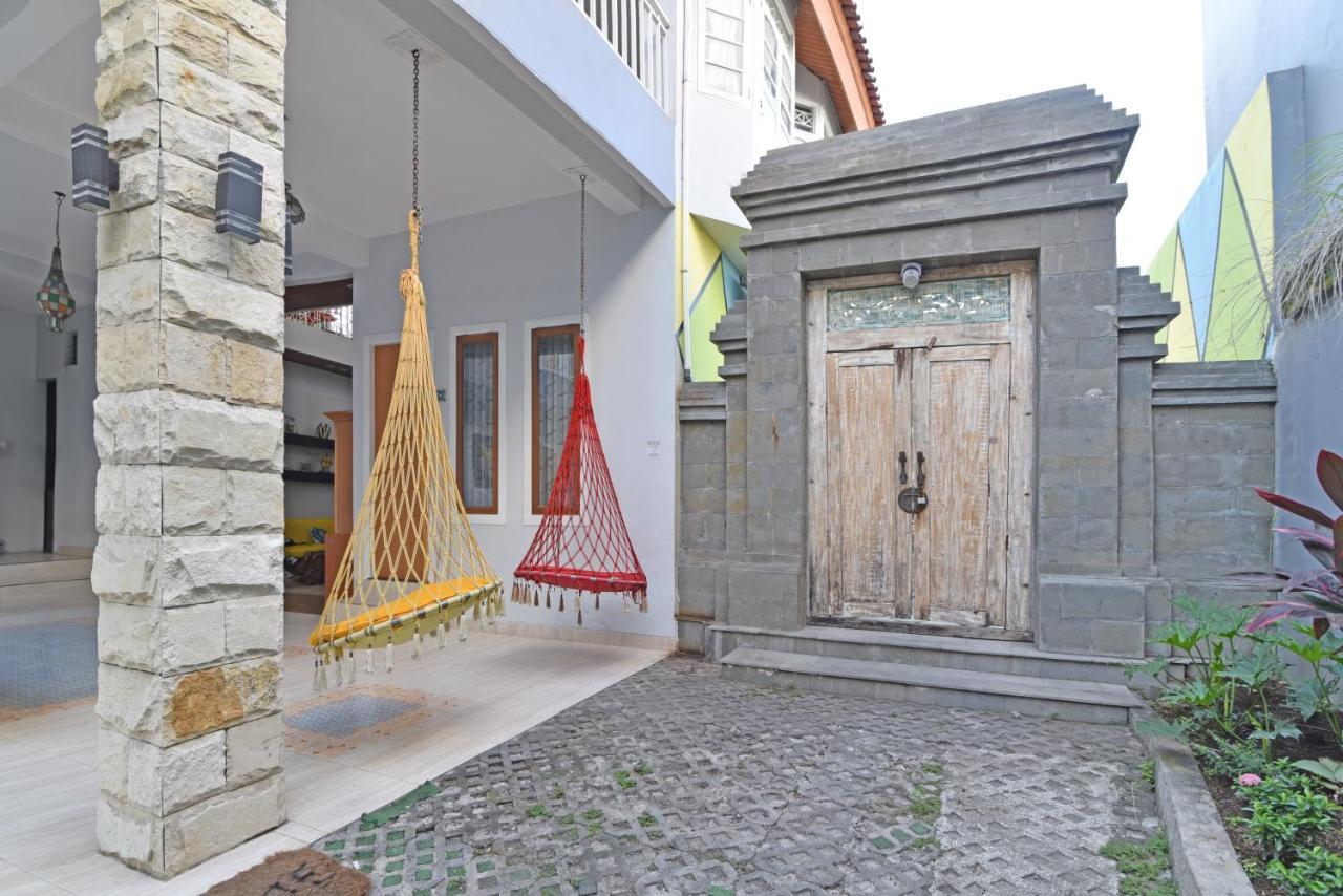 Reddoorz Plus @ Mahendradatta Denpasar Ngoại thất bức ảnh